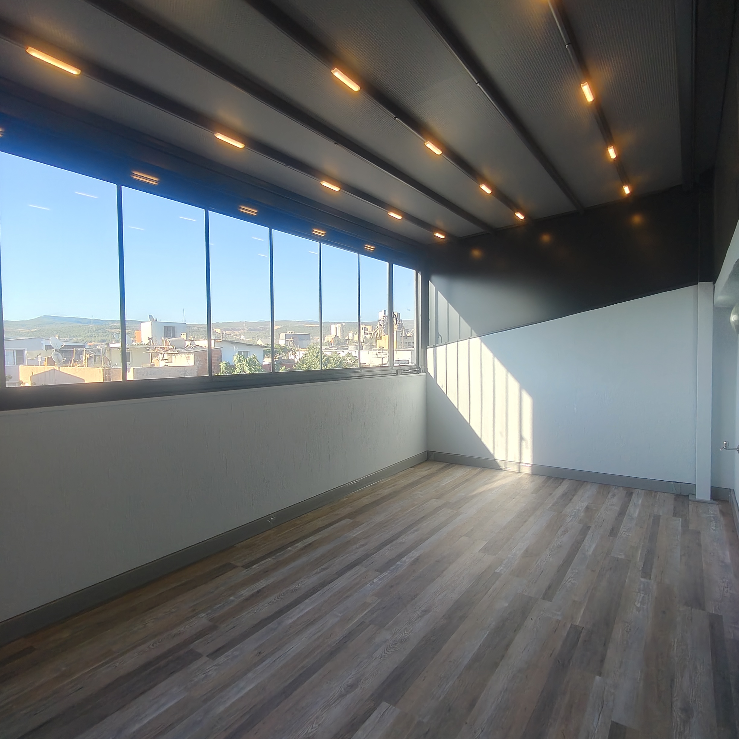 İzmir Bornova Otomatik Tente Uygulaması