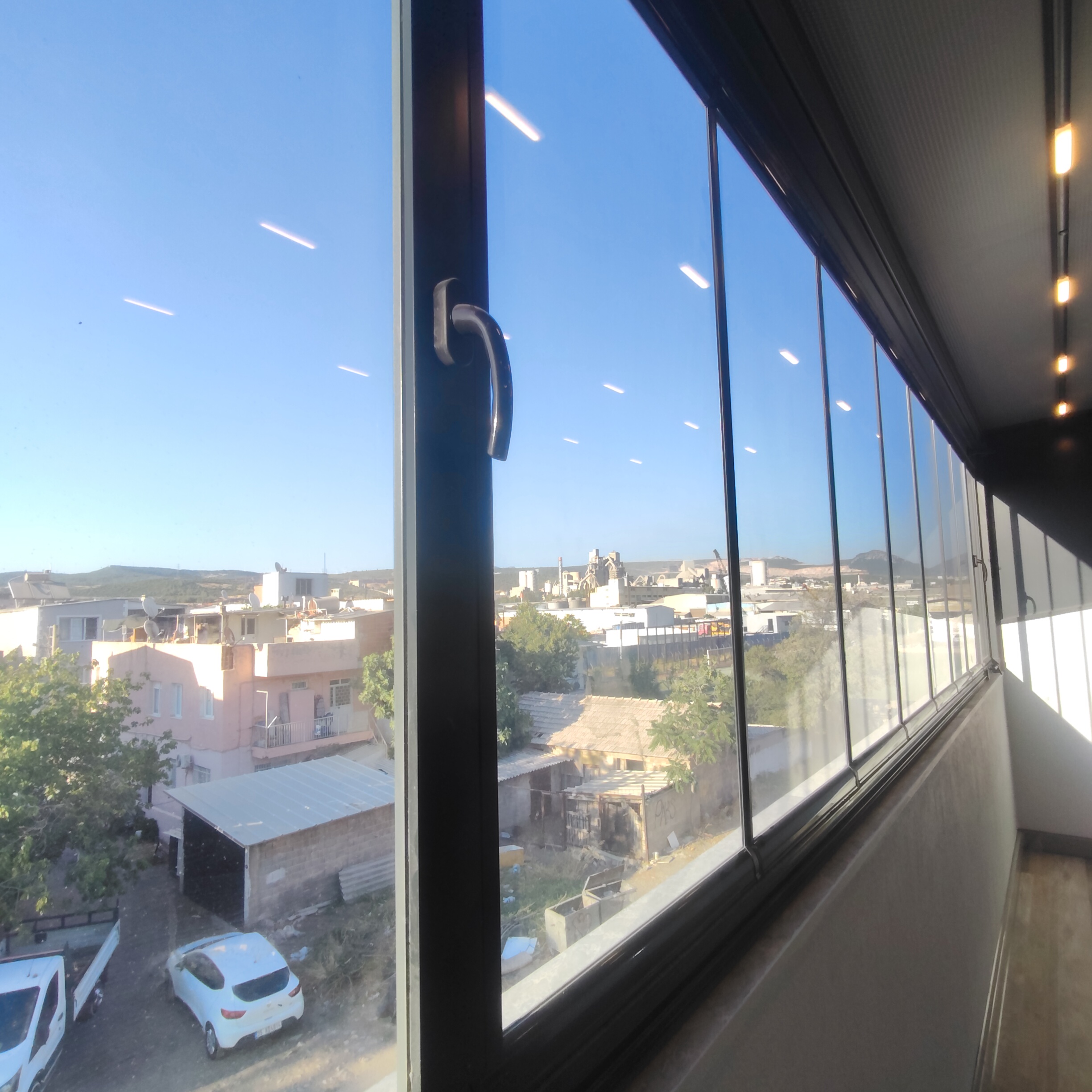 Real Katlanır Cam Balkon Şirinyer